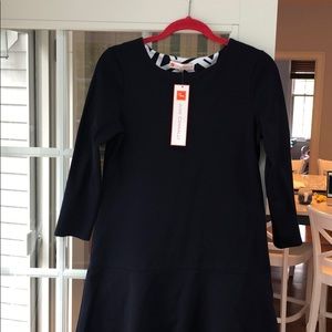 Navy dress w swing hem